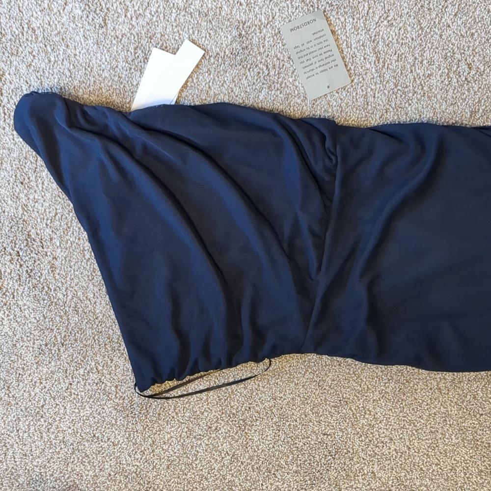 Love x Design Ruched One Shoulder Bodycon Dress - Picture 2 of 4